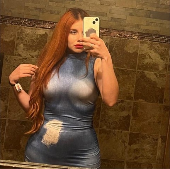 Profile Picture of Alejandra ruby Velazquez caballero (@ylove_17) on Poshmark