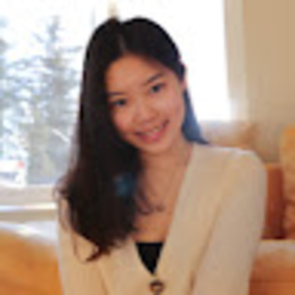 Profile Picture of Yini Tsai (@yini_tsai) on Poshmark