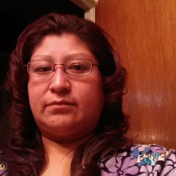 Profile Picture of Debra Bowannie (@bowytewa05) on Poshmark