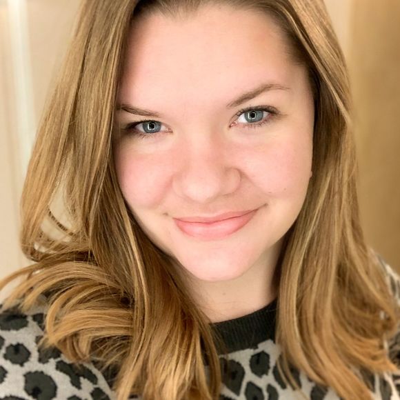Profile Picture of Casey Huff (@caseyhuff246) on Poshmark