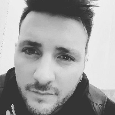 Profile Picture of Scott Spence (@Spencuuur) on Twitter