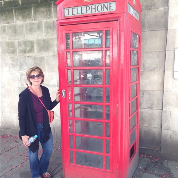 Profile Picture of Diana Chrisagis (@dchrisagis) on Poshmark