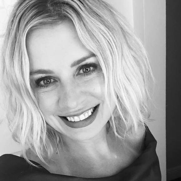 Profile Picture of Amy Conville (@alconville) on Poshmark