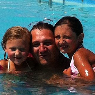 Profile Picture of Joëlle Closon (@joelle.closon.7) on Facebook