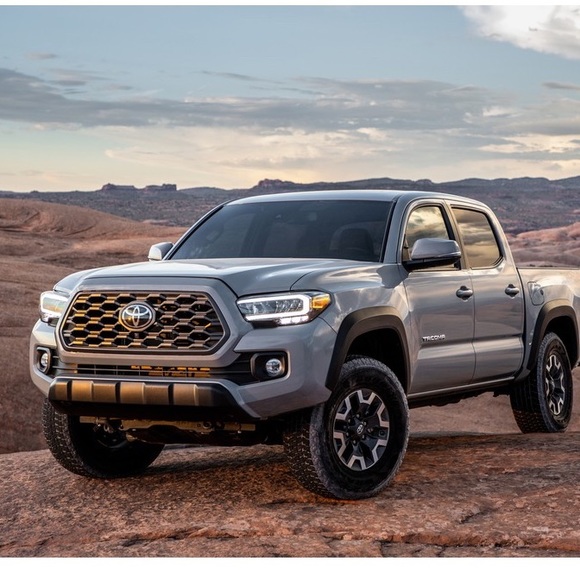 Profile Picture of Joshua Hammer (@hammertime1523) on Poshmark