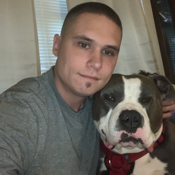 Profile Picture of Jeffrey Walker (@jeffrod2019) on Poshmark