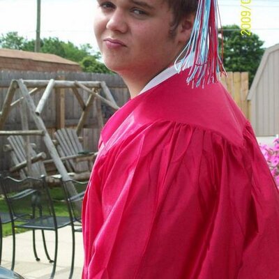 Profile Picture of Josh Azbell (@hoosierluv) on Twitter