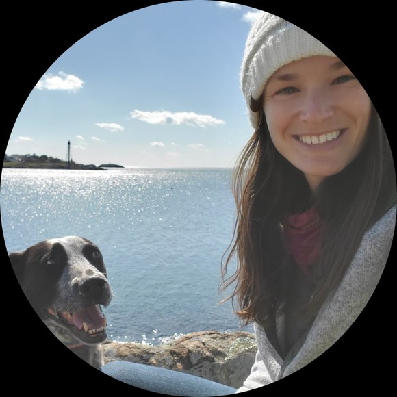 Profile Picture of Rosemary Poppe (@rosemary0410) on Poshmark