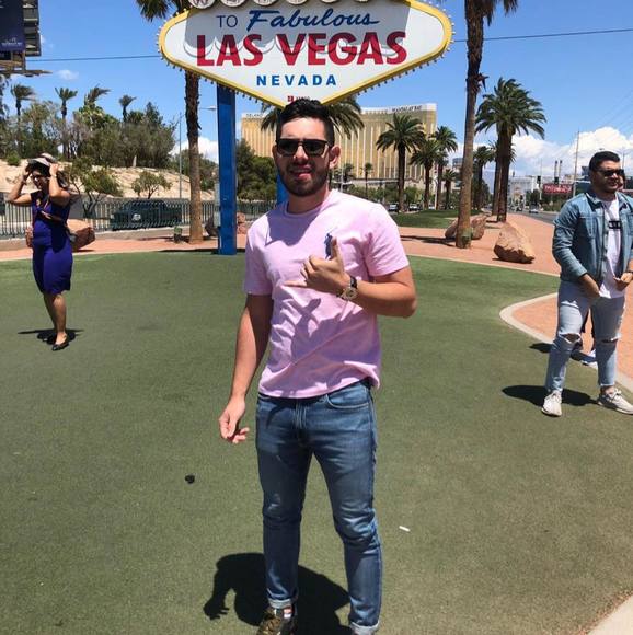 Profile Picture of Juan Victor (@juanvictor) on Poshmark