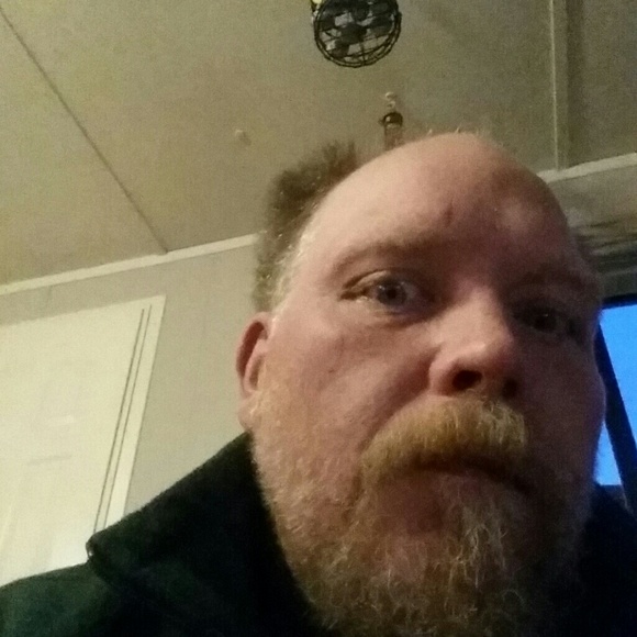 Profile Picture of Seth Perry (@seth_p) on Poshmark