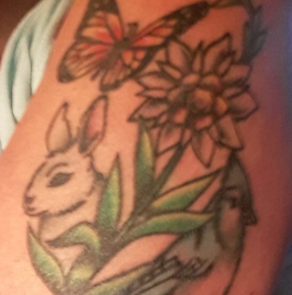 Profile Picture of Lisa Wackernagel (@lisawack) on Poshmark