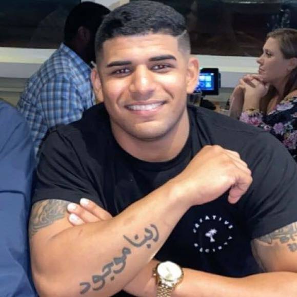 Profile Picture of Mina Morcos (@marc966) on Poshmark