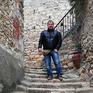 Profile Picture of Marco Giese (Marco Zick) (@topbodenleger) on Facebook