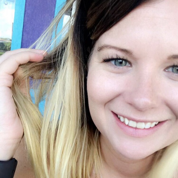 Profile Picture of Audrey Matthews (@audreylish) on Poshmark