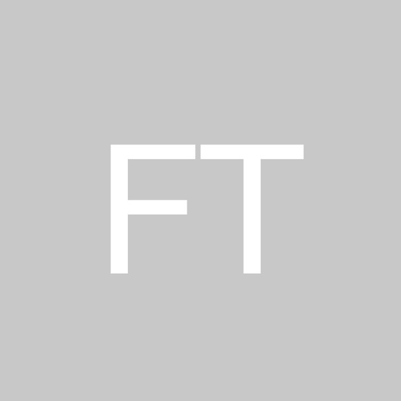 Fiona Tissot - Poshmark Profile Picture of Fiona Tissot (@fiotisr) on Poshmark