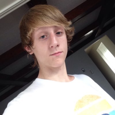 Profile Picture of Robert Ladouceur (@Skatelife145) on Twitter