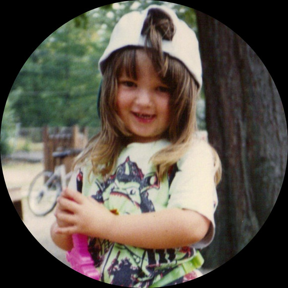 Profile Picture of Christie Sullivan (@christie_boston) on Poshmark