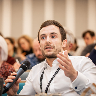Profile Picture of James Weinberg (@JamesWeinberg1) on Twitter