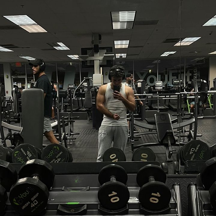 Profile Picture of bbrandontoledoo (@bbrandontoledoo) on Tiktok