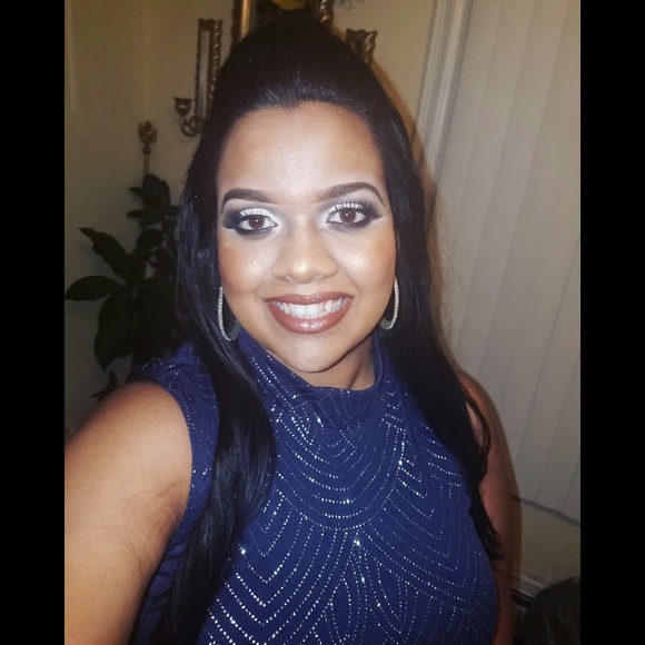 Profile Picture of Mellena Nannan (@mvnannan3) on Poshmark