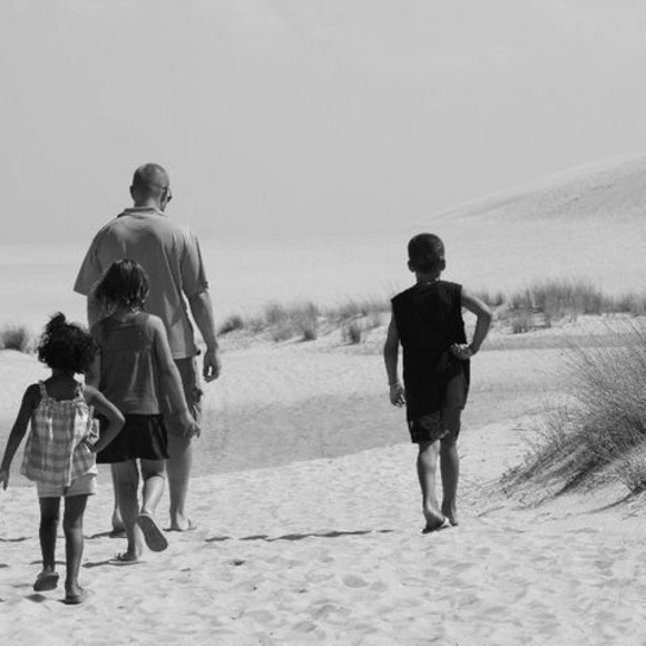 Profile Picture of Erik Snyder (@nemosnyder) on Poshmark