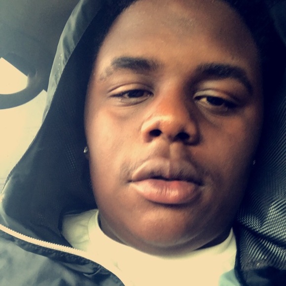 Profile Picture of Marcus Steele (@msteele077) on Poshmark