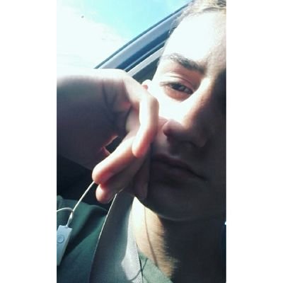 Profile Picture of Aaron Shine (@AaronShine2) on Twitter