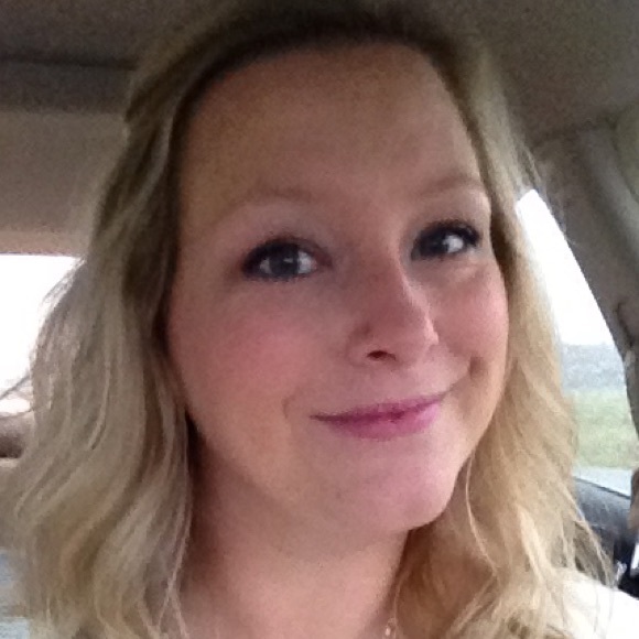 Profile Picture of Stephanie Shirley (@shirley6405) on Poshmark