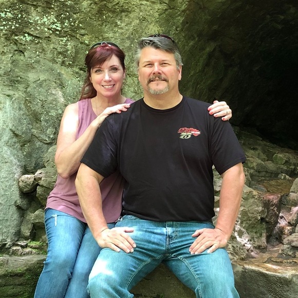 Profile Picture of Dawn Duffy (@sheardesigner7) on Poshmark