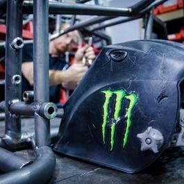 Profile Picture of Brian Erb (@awdgsx92) on Twitter