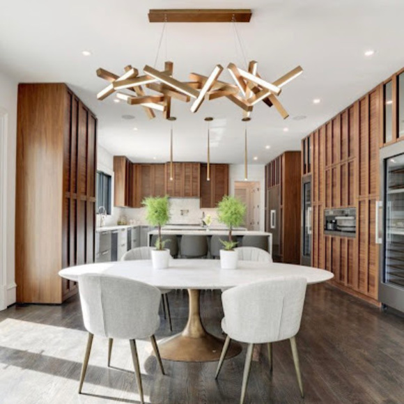 Profile Picture of Ali Tafti (@alitafti) on Poshmark