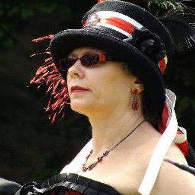 Profile Picture of Kelly Smith (@AmethystChicken) on Twitter