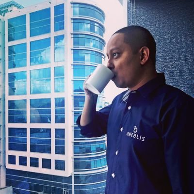 Profile Picture of Víctor Hugo Véliz (@victorhugoveliz) on Twitter