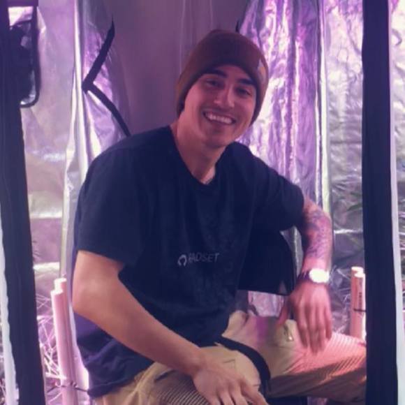 Profile Picture of Adam Castillo (@brownadam) on Poshmark
