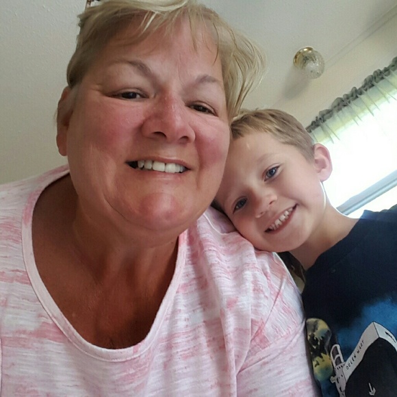 Profile Picture of Kathy Karlberg (@karlberg) on Poshmark