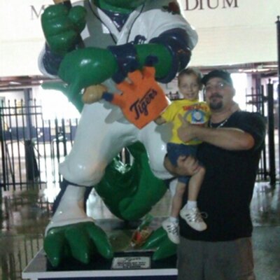 Profile Picture of Justin Clark (@Bubs_Hamm721) on Twitter