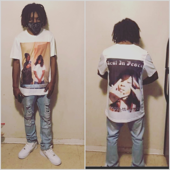 Profile Picture of Dwight Smith (@youngsmith15) on Poshmark