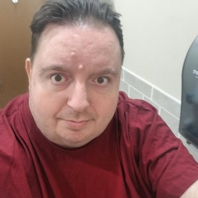 Profile Picture of Tom Shewbridge (@medictom) on Twitter