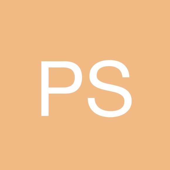 Profile Picture of Phyllis Smith (@laruffa) on Poshmark