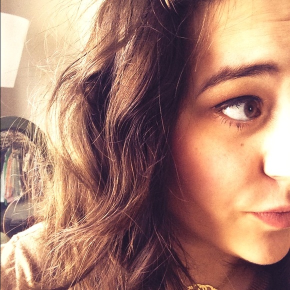 Profile Picture of Kristin Sapperstein (@ksapperstein) on Poshmark