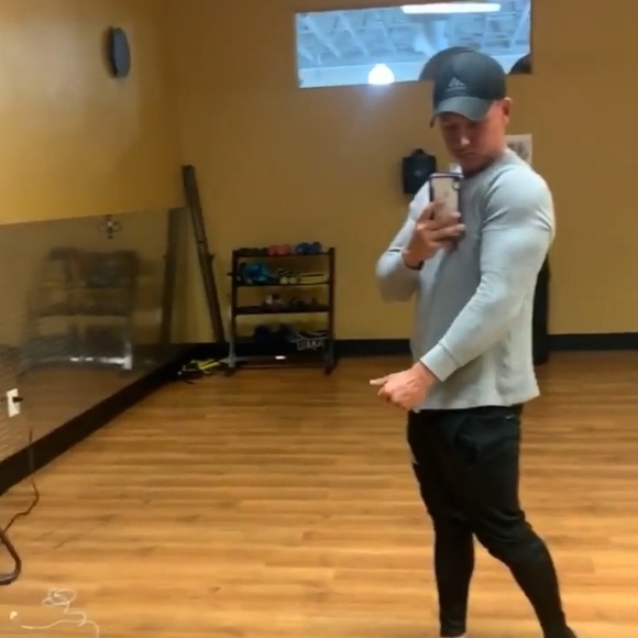 Profile Picture of Luke Raymond (@luke_raymond) on Poshmark