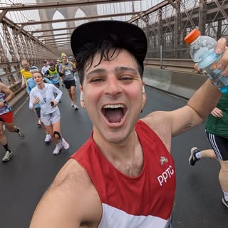 Profile Picture of Aaron Max (@aaronweininger) on Instagram