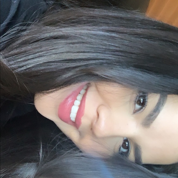 Profile Picture of Presleigh Casaus (@presleighcasaus) on Poshmark