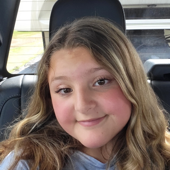 Profile Picture of Kashton Wickel (@kashtonwickel01) on Poshmark