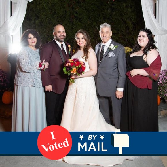 Profile Picture of Coreen Tedeschi (@majikladee) on Poshmark