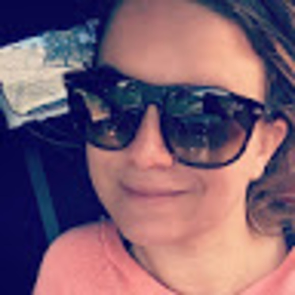 Xanthi Dimitropoulos - Poshmark Profile Picture of Xanthi Dimitropoulos (@dimit28) on Poshmark