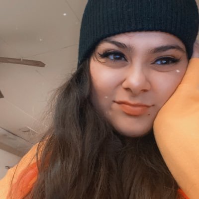 Profile Picture of Steph 💫 (@homelessquo) on Twitter