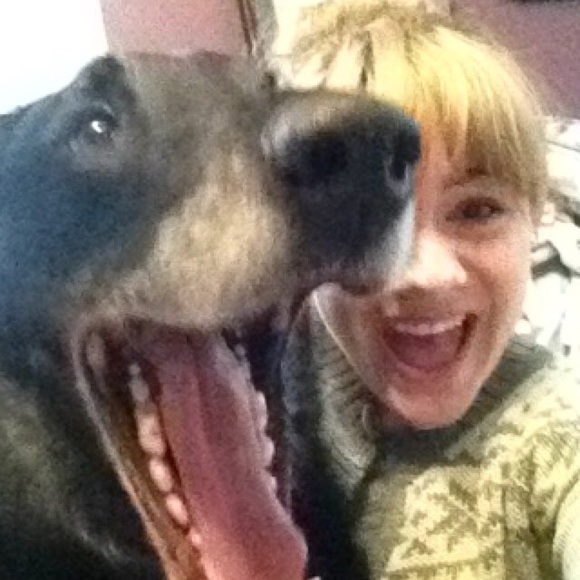 Profile Picture of Hannah Spatafore (@hspats) on Poshmark