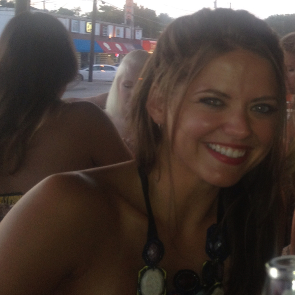 Profile Picture of Allison Bechtel (@freethegirl) on Poshmark