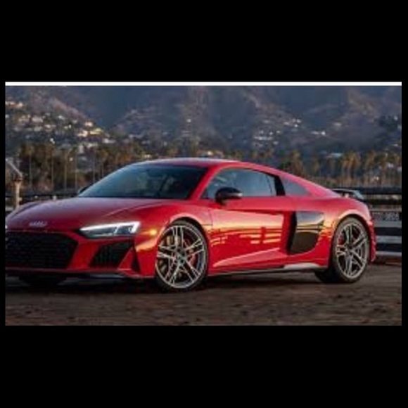 Profile Picture of Josh Kemp (@joshk1984) on Poshmark